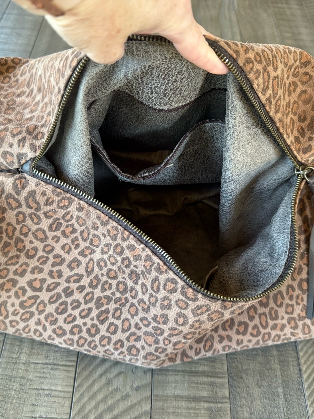 Idea77 Leopard Print Slouchy Hobo Oversized Tote Bag - Shoulder Bag - Picture 11 of 16